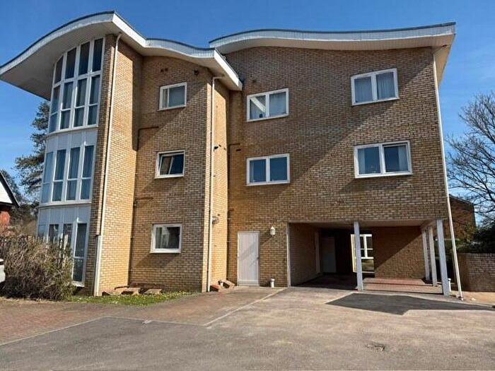 2 Bedroom Apartment To Rent In Surrey Point, Winchester Road, SO16