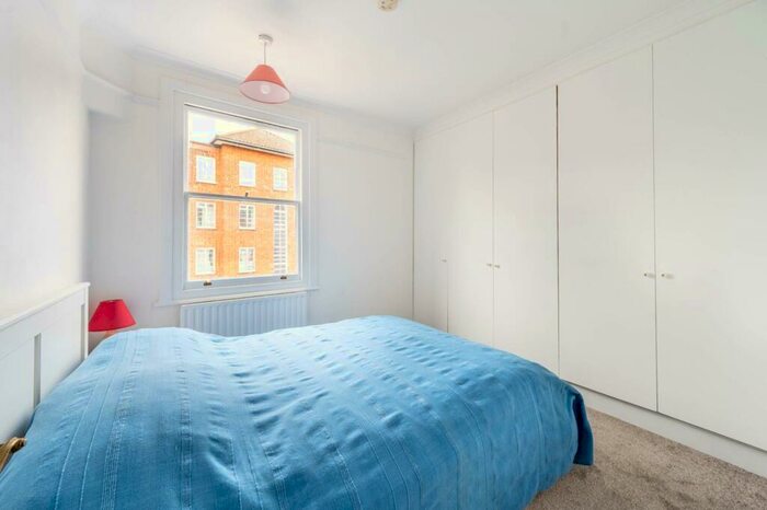 2 Bedroom Flat To Rent In Eamont Street, St John's Wood, London, NW8