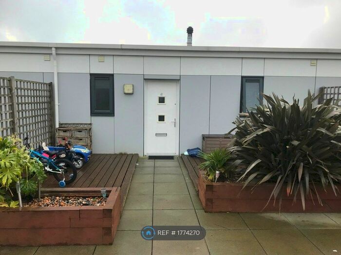 1 Bedroom Flat To Rent In The Piazza, Boscombe, BH1