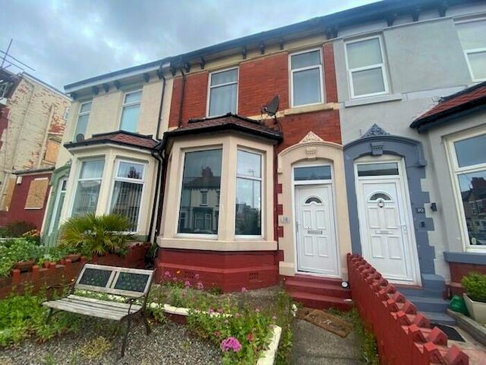 3 Bedroom House To Rent In Warbreck Drive, Blackpool, FY2