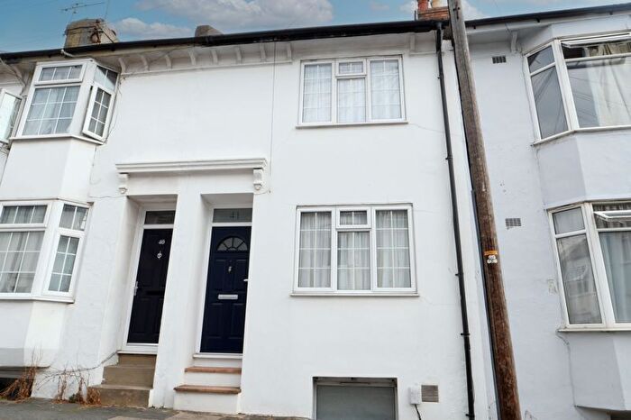4 Bedroom Terraced House To Rent In St. Pauls Street, Brighton, BN2