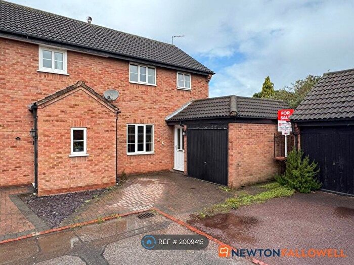 3 Bedroom Semi-detached House To Rent In Nursery Court, Newark, NG24