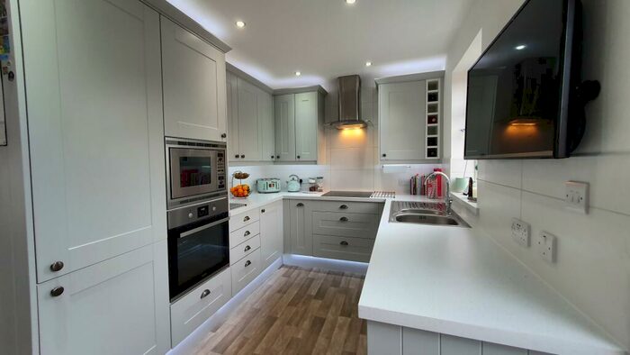 2 Bedroom Semi-Detached House For Sale In Ashmore Road, Reading, RG2