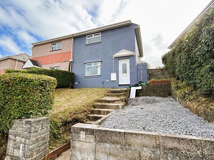 3 Bedroom Semi-Detached House To Rent In Emlyn Road, Swansea, SA1