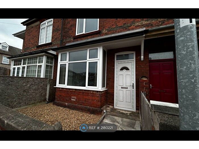 3 Bedroom Terraced House To Rent In Lord Street, Rotherham, S65