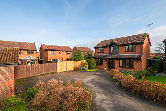 4 Bedroom Detached House For Sale In Walnut Drive, Bishop's Stortford, Hertfordshire, CM23