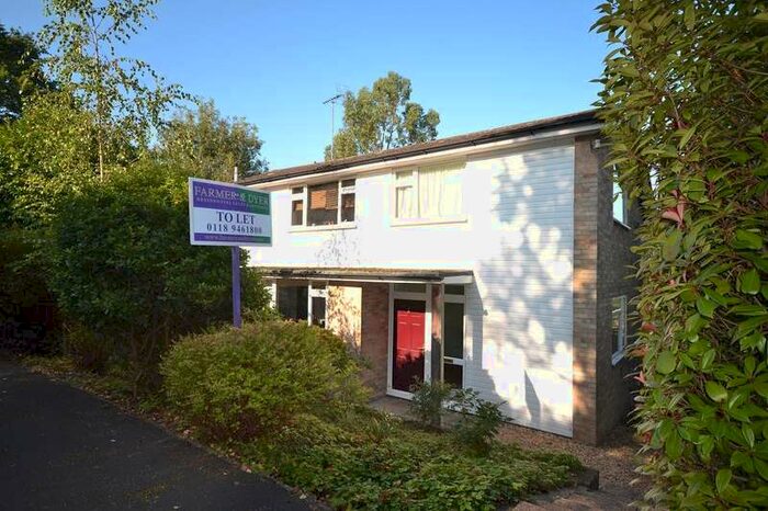 4 Bedroom Detached House To Rent In Sheep Walk, Emmer Green, Reading, RG4