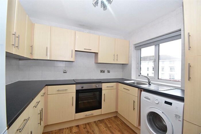 2 Bedroom Flat To Rent In Alexandra Court, Brunswick Street, Leamington Spa, CV31