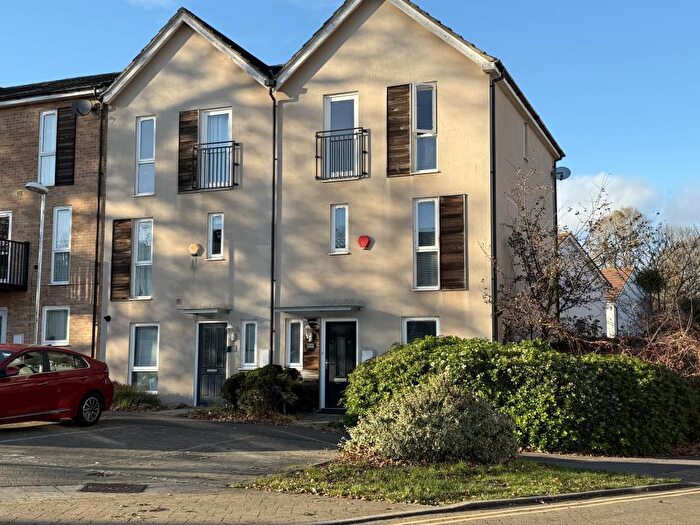 3 Bedroom Town House To Rent In The Parks, Bracknell, RG12