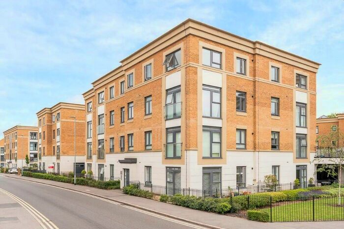 1 Bedroom Apartment To Rent In Mead Lane, Hertford, Hertfordshire, SG13