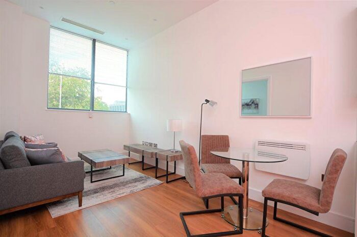 1 Bedroom Flat To Rent In Atria House, Bath Road, Slough, SL1