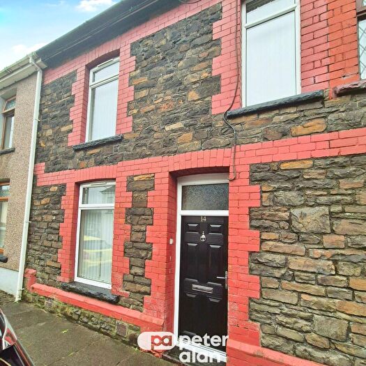 3 Bedroom House To Rent In Cross Street, Resolven, Neath, SA11