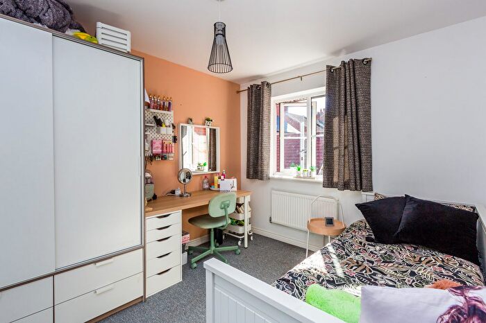 4 Bedroom Detached House For Sale In Mansfield Way, Irchester, Wellingborough, NN29