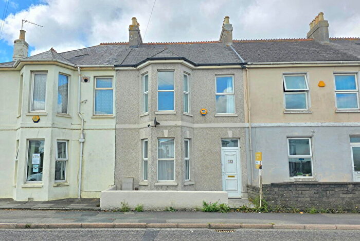 4 Bedroom Terraced House For Sale In Callington Road, Saltash, PL12