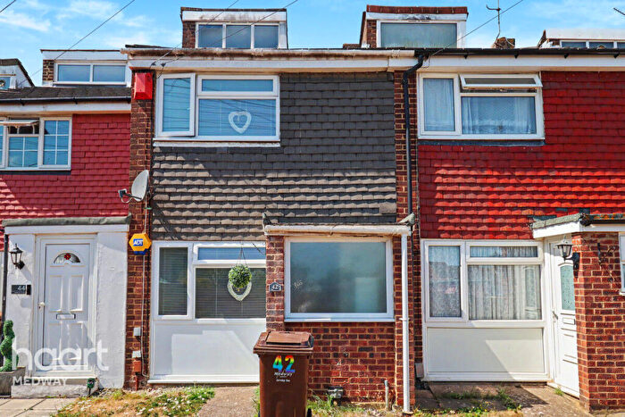 2 Bedroom Terraced House For Sale In Uplands Close, Rochester, ME2