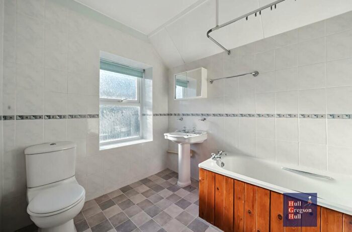 3 Bedroom Terraced House For Sale In High Street, Swanage, BH19