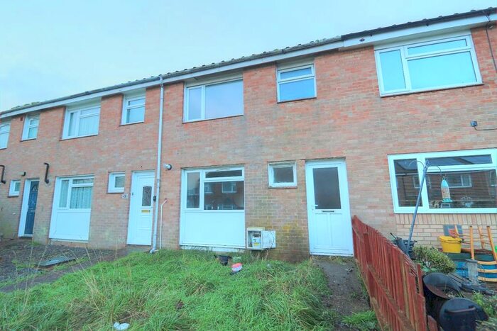 3 Bedroom Terraced House To Rent In Hever Close, Eastbourne, BN23