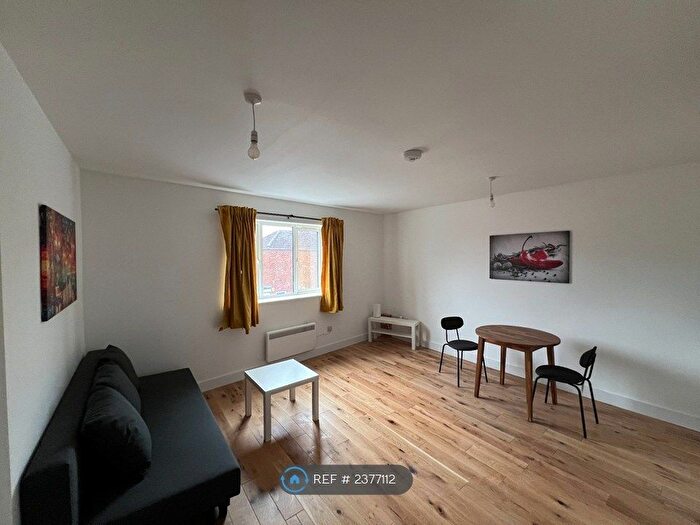1 Bedroom Flat To Rent In Durnford Road, Southampton, SO14