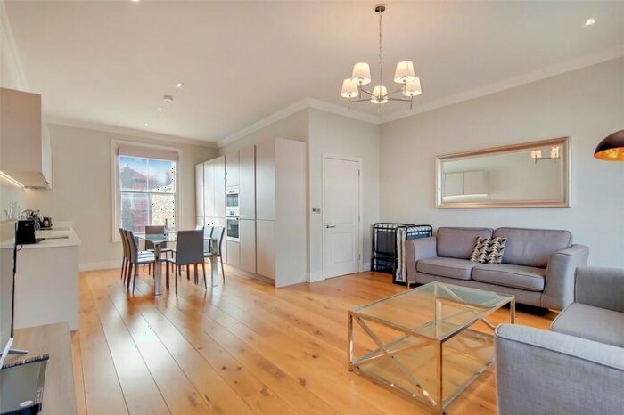 2 Bedroom Apartment To Rent In Ockendon Road, London, N1