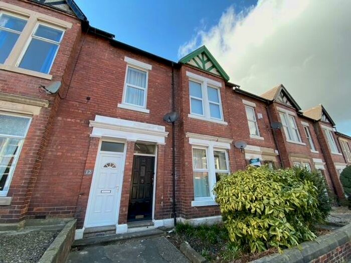 2 Bedroom Flat To Rent In Sandringham Road, South Gosforth, NE3