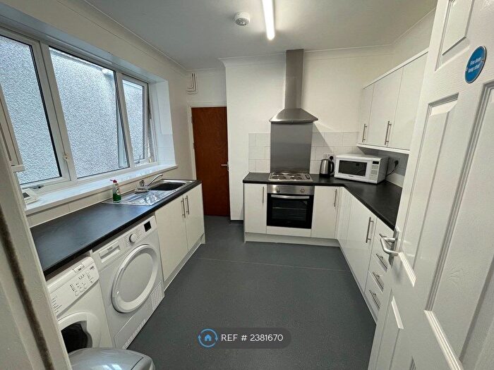 4 Bedroom Terraced House To Rent In Ty Mawr St, Swansea, SA1