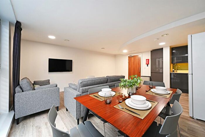 4 Bedroom Apartment To Rent In , Gatecrasher Apartments, Sheffield, S1