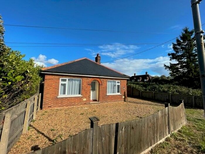 3 Bedroom Bungalow To Rent In Wisbech Road, March, PE15