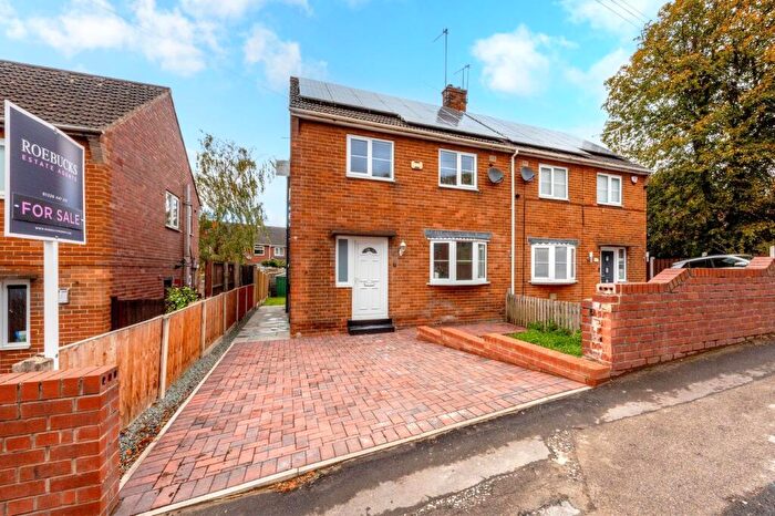 2 Bedroom Semi-Detached House For Sale In Thicket Lane, Worsbrough, Barnsley, S70
