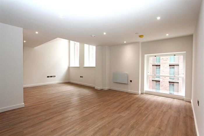 2 Bedroom Apartment To Rent In Great George Street, Leeds, LS1