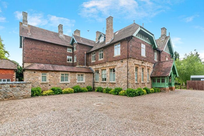 2 Bedroom Flat For Sale In Beacon Lane, Grantham, NG31