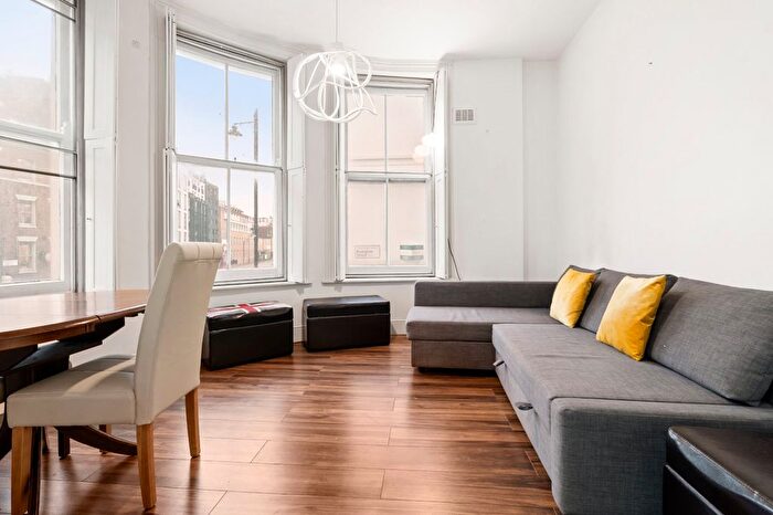 1 Bedroom Flat To Rent In - Shoreditch High Street, Liverpool Street, E1