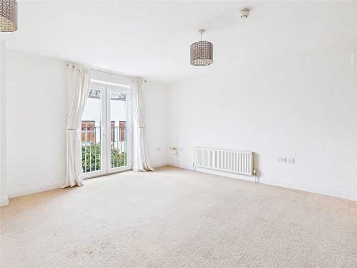 2 Bedroom Flat For Sale In Myrtle Court, Myrtle Street, Southville, BS3
