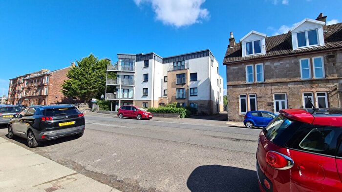 2 Bedroom Flat To Rent In Charlotte Ct East Princes St, Helensburgh, G84
