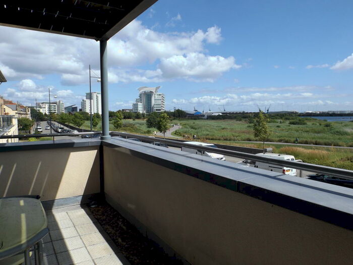 2 Bedroom Apartment To Rent In Lacuna, Windsor Esplanade, Cardiff, CF10