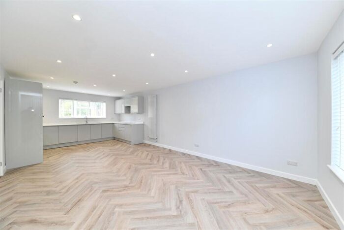 3 Bedroom Terraced House To Rent In Kymswell Road, Stevenage, SG2
