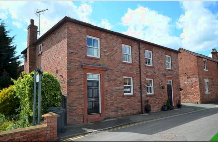 3 Bedroom Semi-Detached House To Rent In Stone Place, Chester, Cheshire, CH2