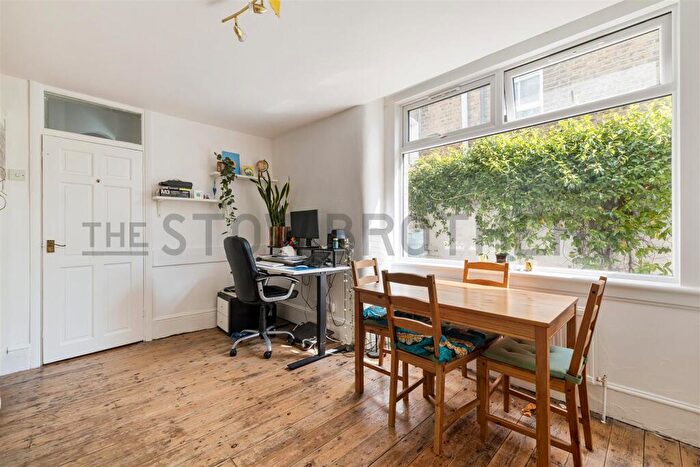 1 Bedroom Flat To Rent In Stainforth Road, London, E17