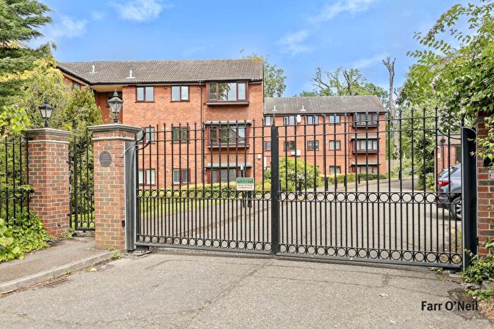 2 Bedroom Apartment For Sale In Church Road, Buckhurst Hill, IG9