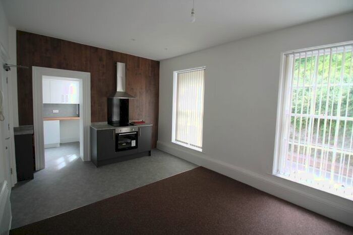 1 Bedroom Flat To Rent In New North Road, Exeter, EX4