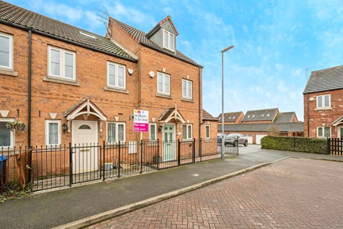 3 Bedroom Town House For Sale In Parkgate, Goldthorpe, Rotherham, S63