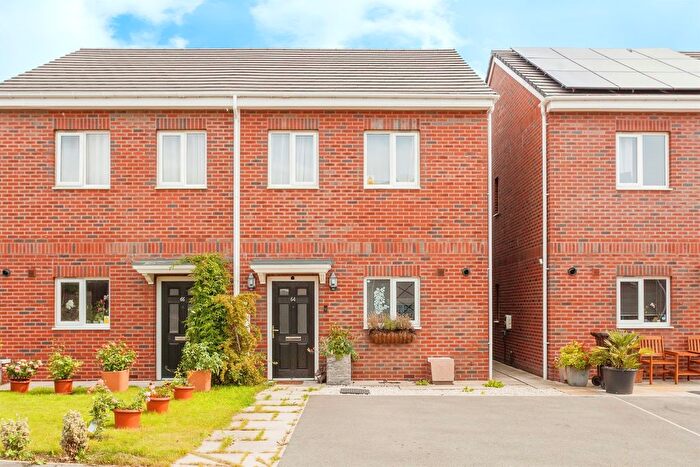 3 Bedroom Semi-detached House For Sale In Milton Road, Wakefield, WF2