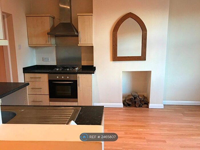 1 Bedroom Flat To Rent In Fairfield Road, Chesterfield, S40