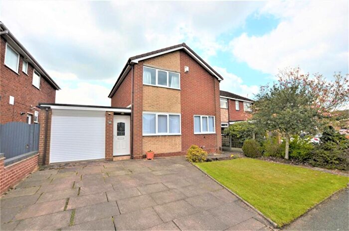 3 Bedroom Detached House For Sale In Paris Avenue, Westlands, Newcastle-under-Lyme, ST5