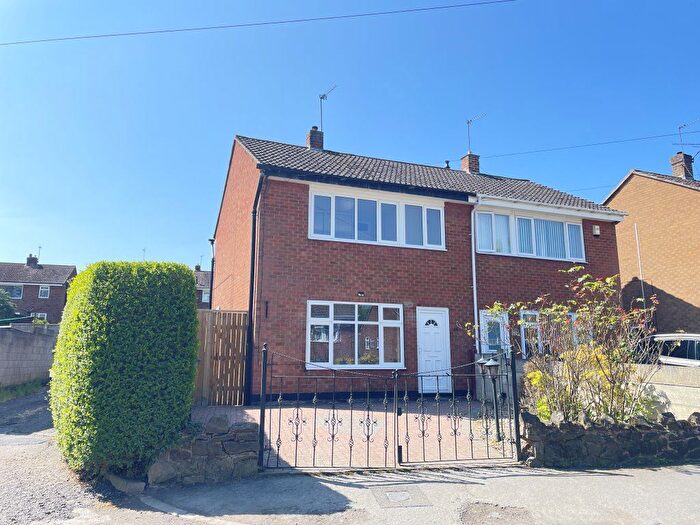 2 Bedroom Semi Detached House To Rent In Beech Avenue, Alfreton, DE55