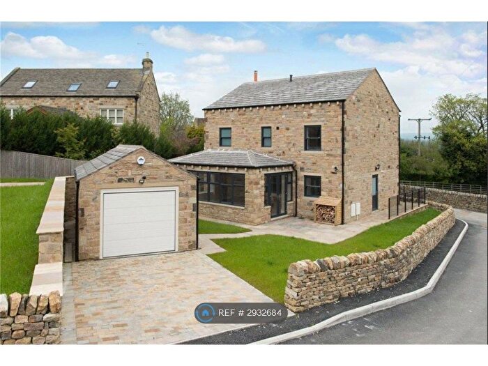 5 Bedroom Detached House To Rent In Silverdale Close, Harrogate, HG3