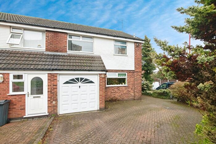 3 Bedroom Semi Detached House For Sale In Cock Hill Lane, Rednal, Birmingham, B45