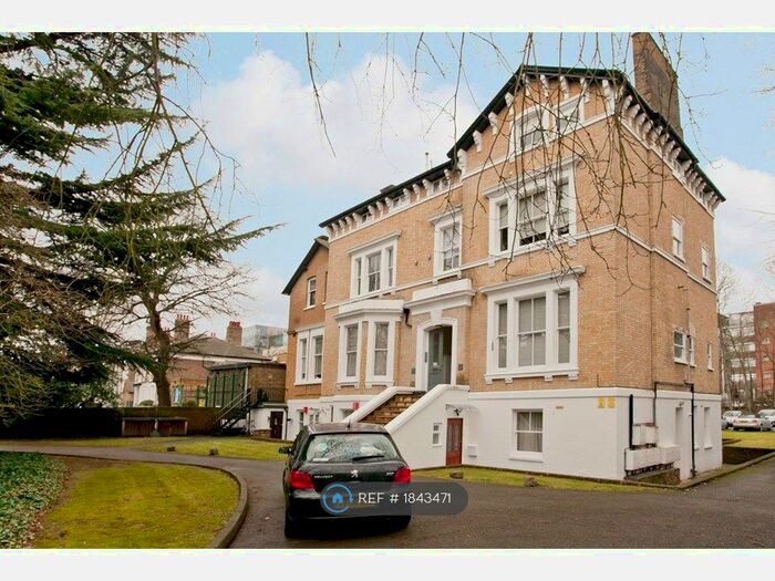 2 Bedroom Flat To Rent In Rose Court, London, W5