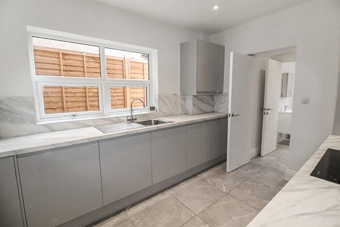 3 Bedroom Terraced House For Sale In Coleman Road, Belvedere, Kent, DA17
