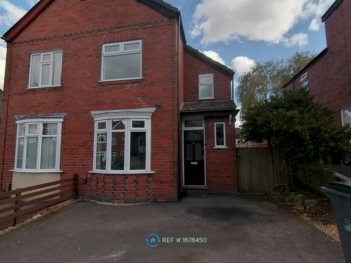 2 Bedroom Semi-Detached House To Rent In Crescent Grove, Stoke-On-Trent, ST4