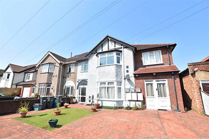 1 Bedroom Flat To Rent In Lampton Park Road, Hounslow, TW3